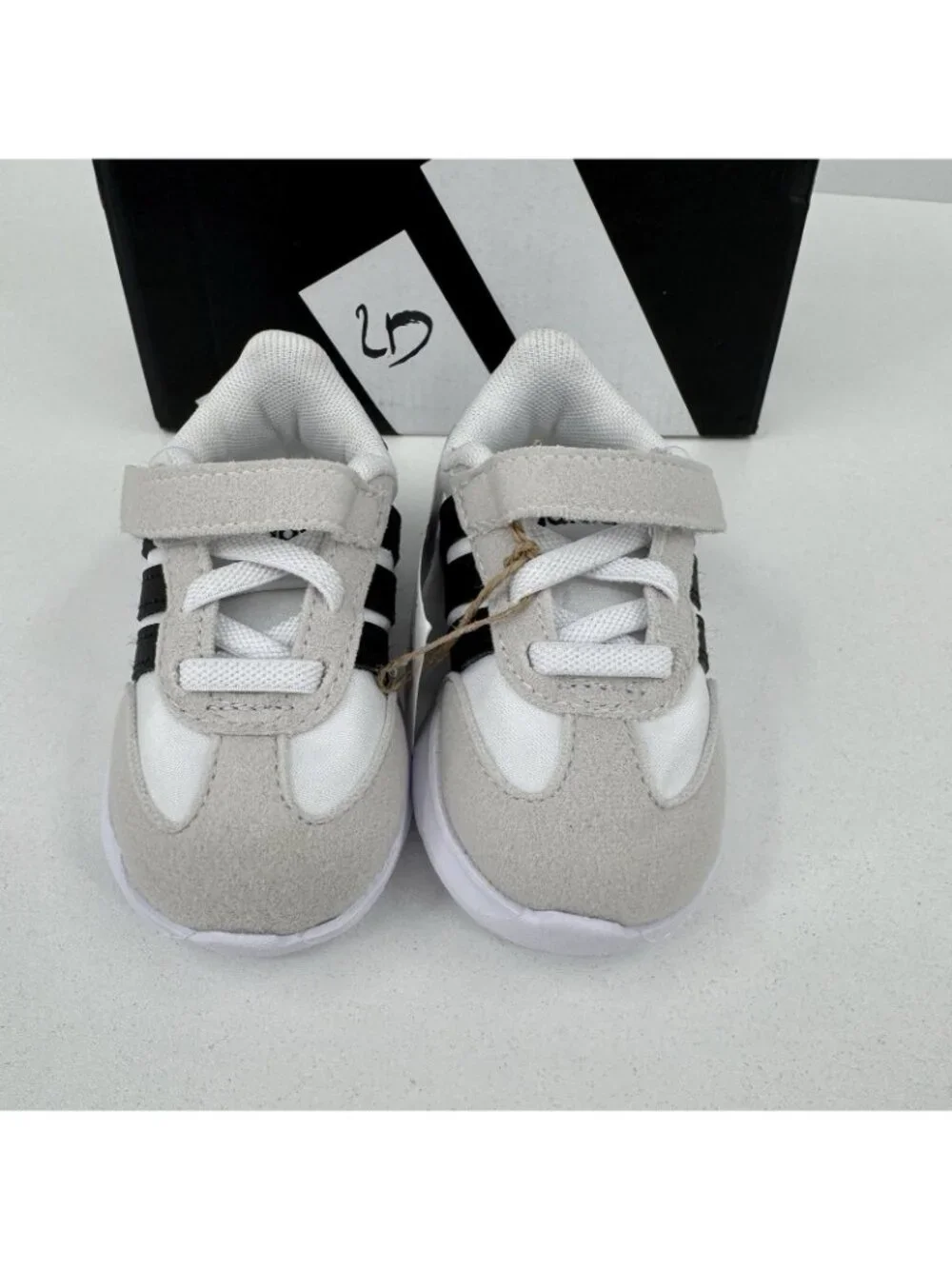 Adidas Infant Girl's Run 70s 2.0 Running Shoes Hook & Loop size 5K White/Black